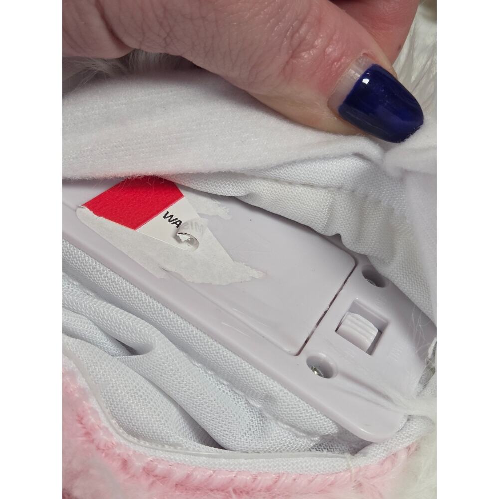 Furlings Aspen - 13" Interactive Plush Toy, 80+ Sounds & Animations White Purple - Picture 6 of 6